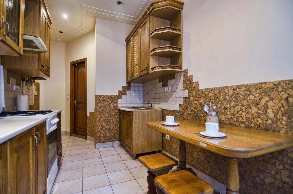 Apartment Hnatuka Center Leopoli Esterno foto